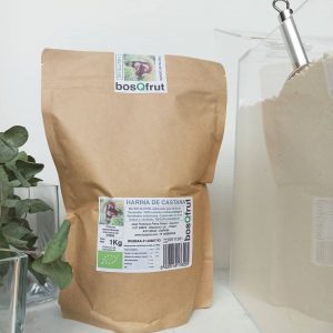 Harina de castaña ecológica, sin gluten. Producción y elaboración propia. Sólo castaña molida, sin aditivos, conservantes ni colorantes. Ideal para celíacos. Uso propio y exclusivo del molino.  Harina de castaña cruda, 100% harina de castaña pura sin refinara. ES-ECO-12-AS Agricultura UE