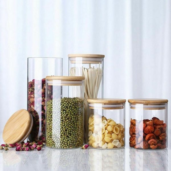 Tarros de vidrio y madera para guardar alimentos a granel